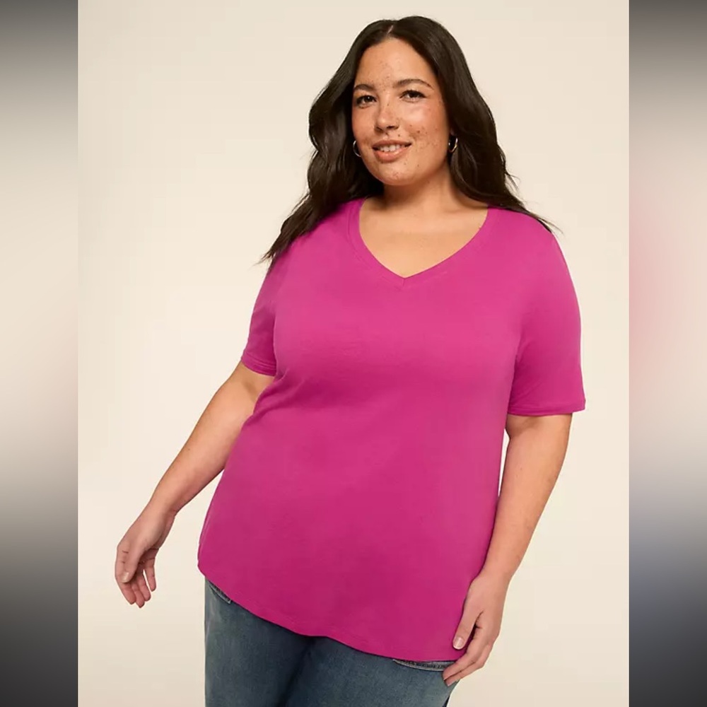 Lane Bryant Women's‎ Magenta V-Neck Tee Size 4xl
